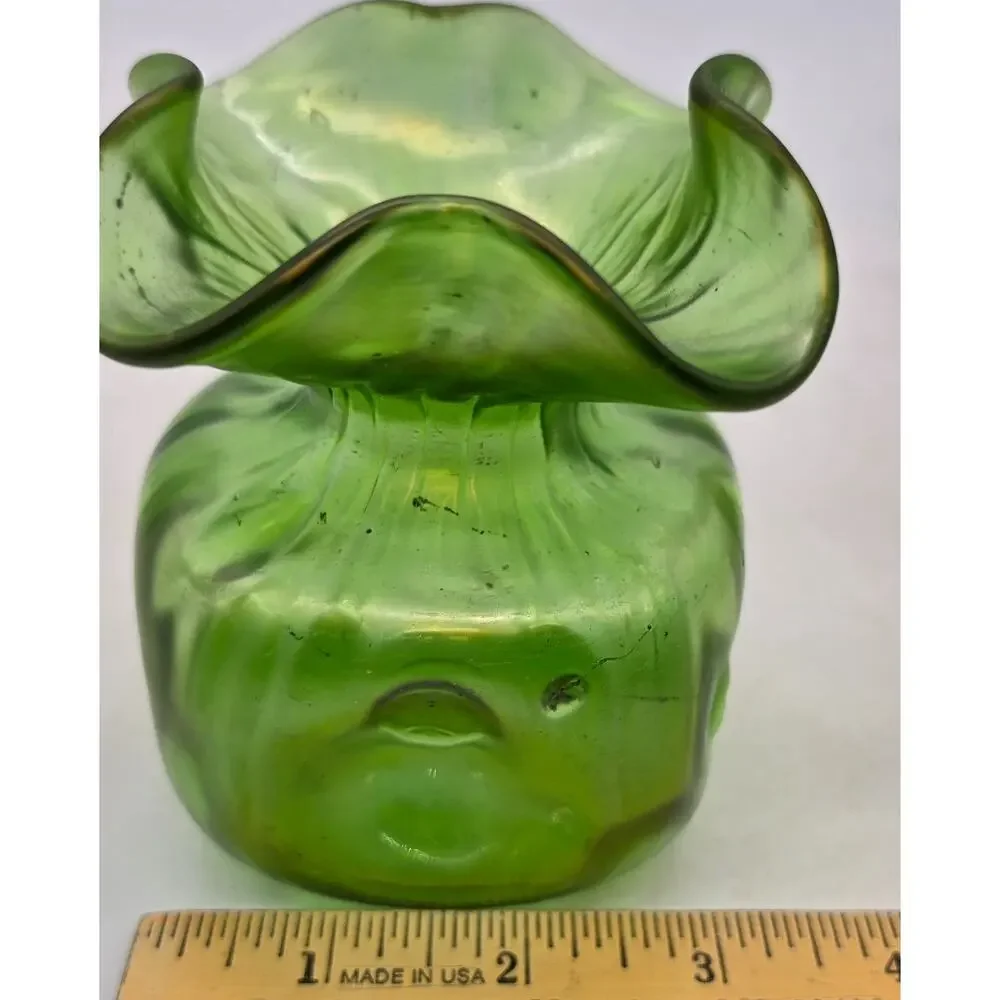LOETZ GREEN NOVEAU CRETA RUSTICANA VASE 4 1/2